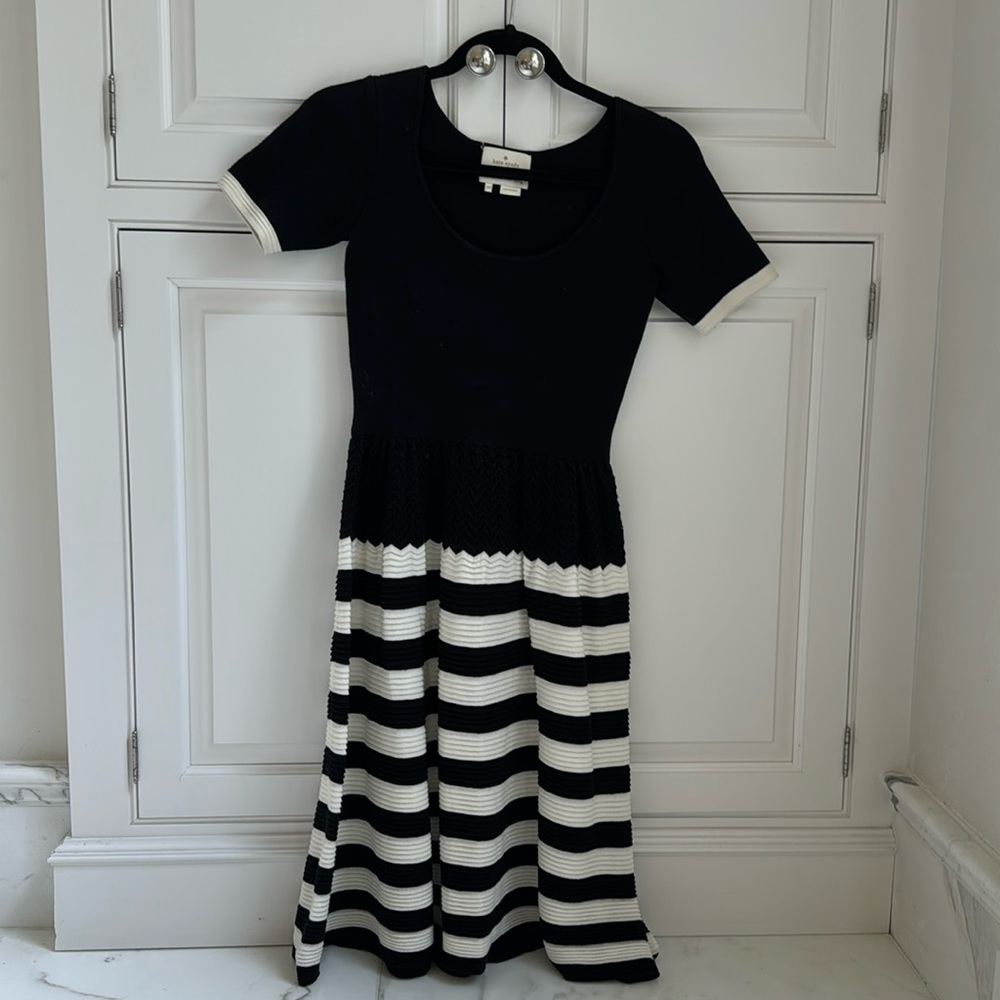 Stunning Kate Spade sweater dress in size XXS